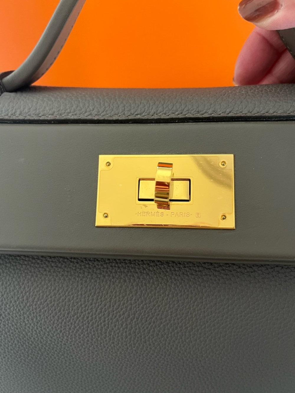 Hermes 24/24 29 bag in etain togo and swift calfskin leather with gold hardware - Picture 2 of 10